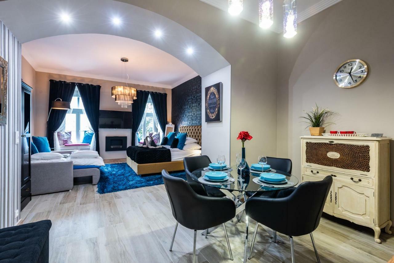 شقة Center Of The Center, The Grand Deluxe بودابست المظهر الخارجي الصورة